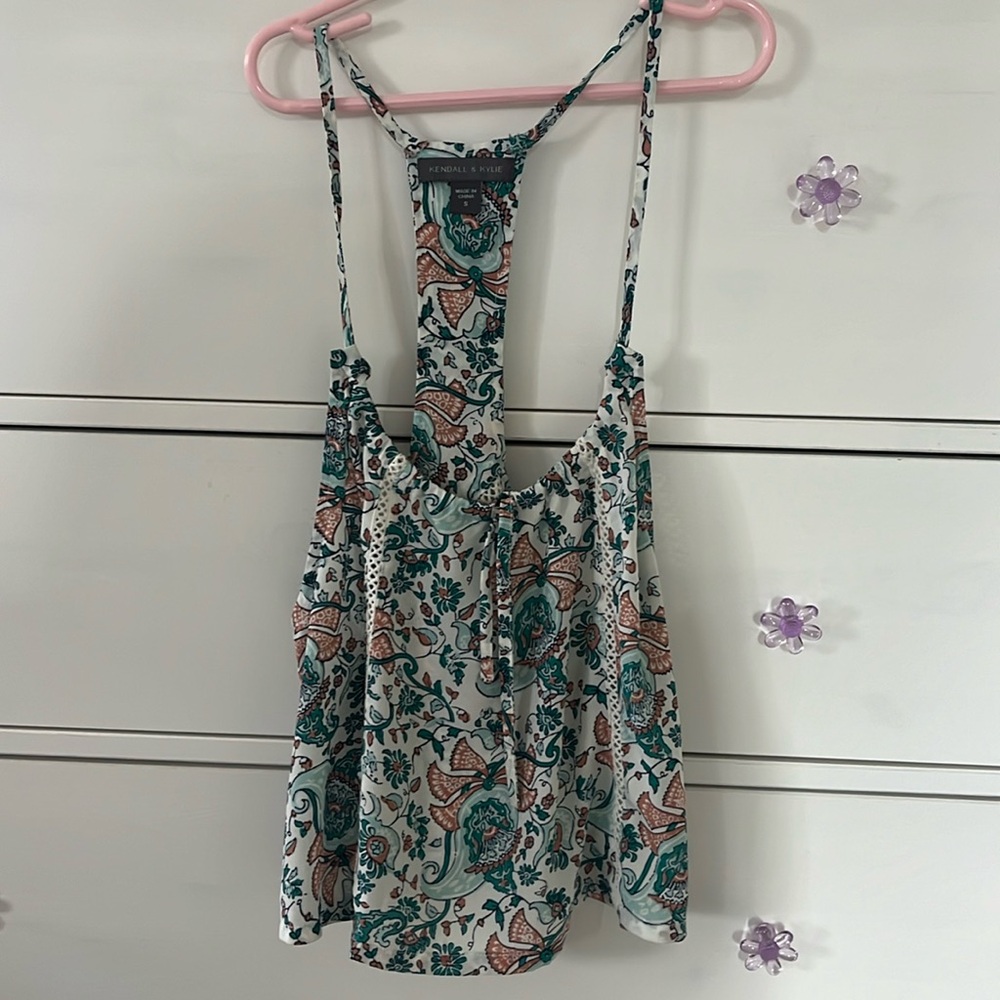 Kendall & Kylie collection floral print tank